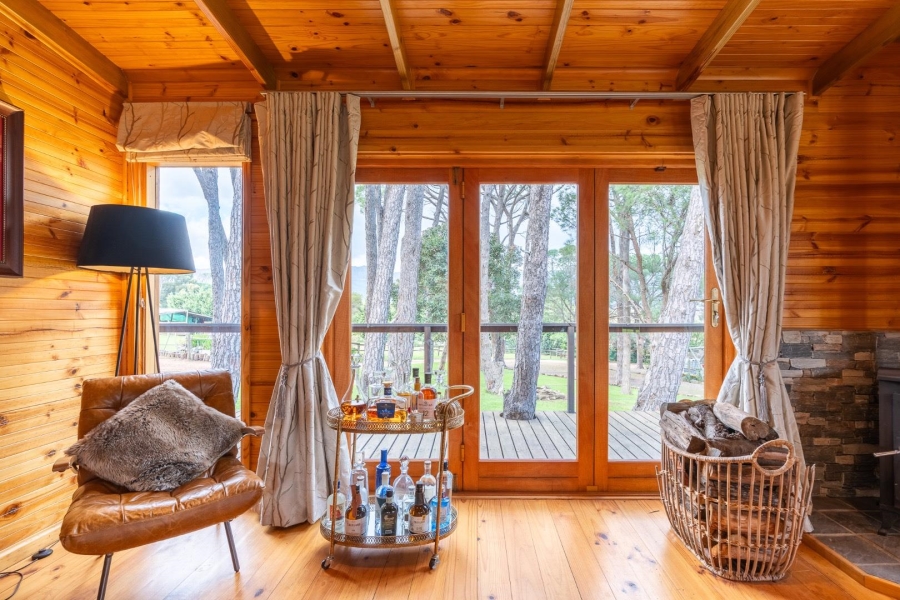 5 Bedroom Property for Sale in Somerset West Rural Western Cape